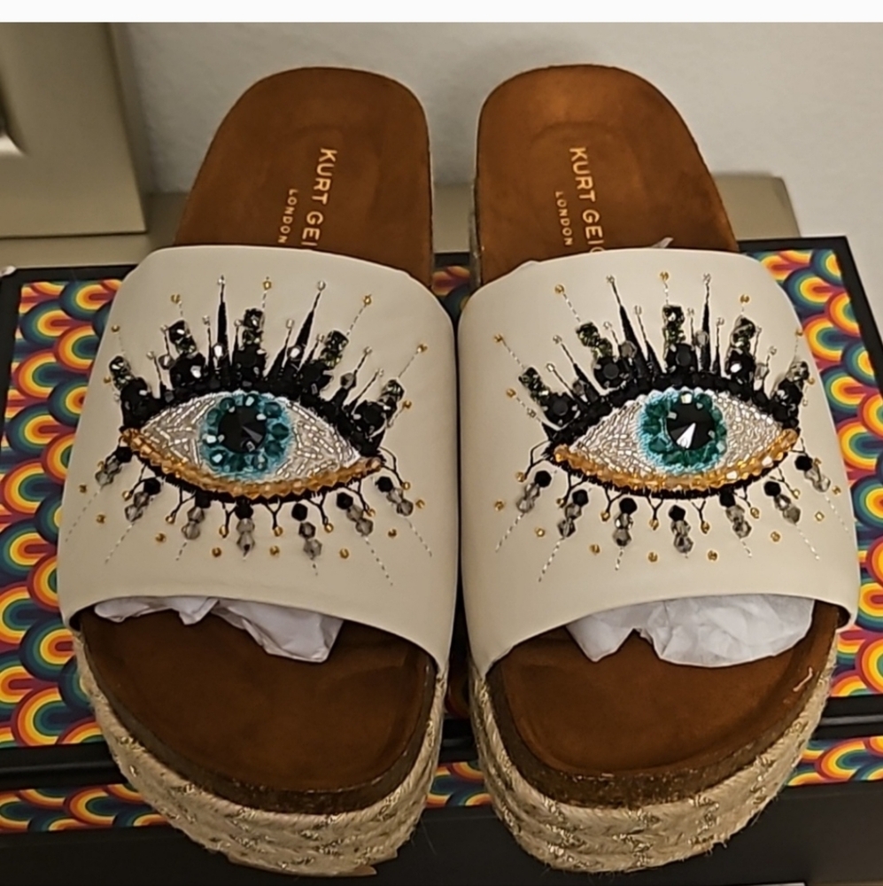 Kensington Eye Sandal